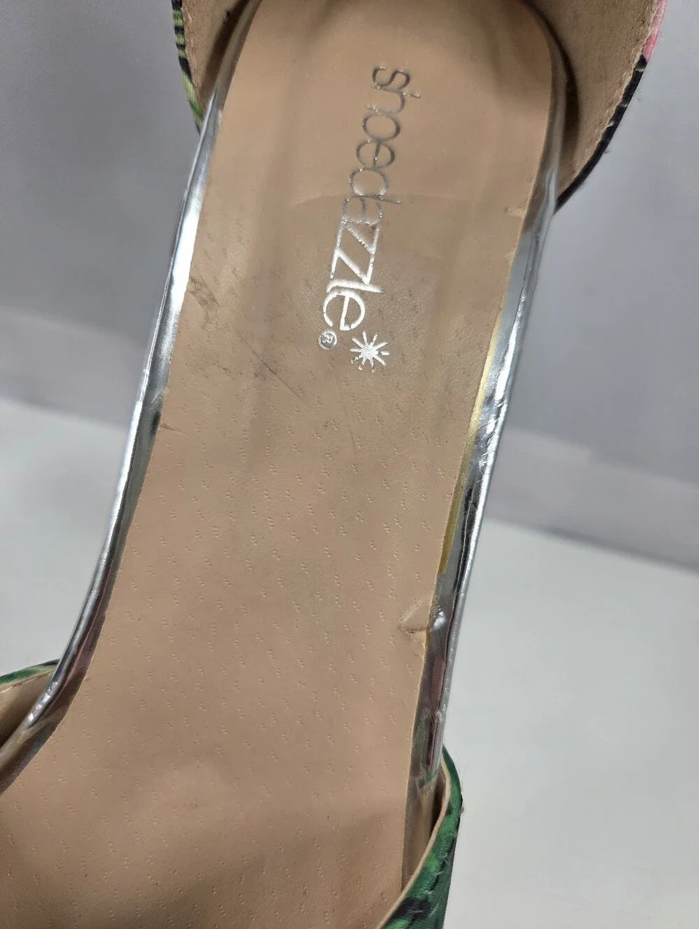 ShoeDazzle Sabella Tropical Floral Rhinestone Platform Heels Size 9.5